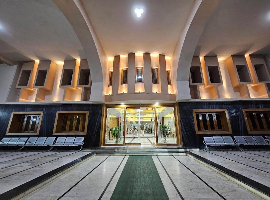 Вілла Shree Saurashtra Leuva Patel Samaj Натгдвара Екстер'єр фото